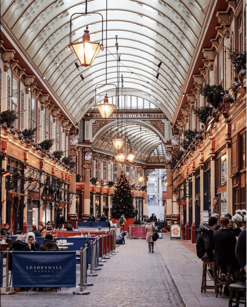 Instagrammable Christmas Spots In London - leadenhall market
